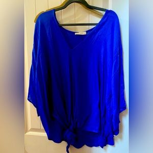 EEUC ENTRO brand royal blue gauzy vneck